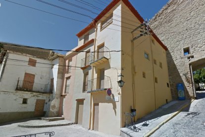 L’edifici de la plaça Ollé Pinell al centre històric de Balaguer. - PAERIA BALAGUER