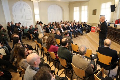 El acto de presentación de los nuevos espacios innovadores de la Escola del Treball. - AMADO FORROLLA