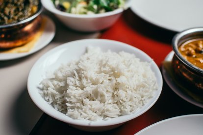 Un plato de arroz.