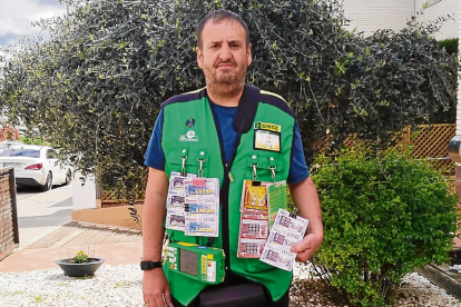Iván García, vendedor del ONCE en Torrefarrera y Rosselló. - I.G.