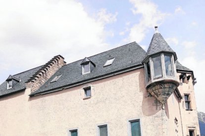 Representants d’andúes institucions s’amassèren ena sedença deth Musèu dera Val d’Aran.