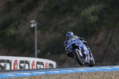Àlex Márquez, rondando sobre el circuito de Jerez en la primera jornada del GP de España. - EFE