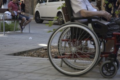 Una persona en silla de ruedas. David Oller - Europa Press - Archivo