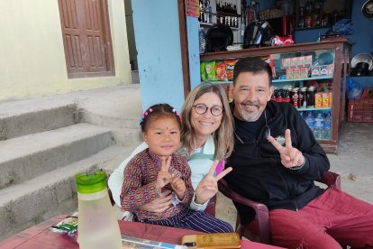 Jové va fer servir els seus coneixements mèdics per ajudar també la població de països amb pocs recursos.
