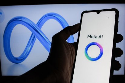 Logotipo del asistente Meta AI.