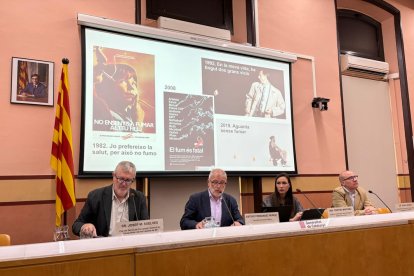 Presentació ahir dels resultats de l’enquesta i la campanya de prevenció de Salut. - SALUT