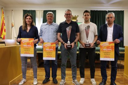 Els organitzadors de la competició, ahir durant la presentació a Mollerussa. - JOAN GÓMEZ