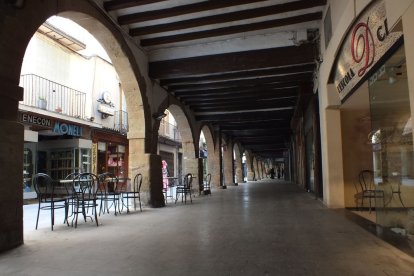 El carrer d’Avall de Balaguer, al nucli antic de la localitat.