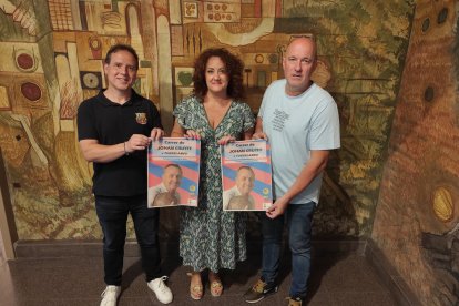Jaume Puig, Sandra Marco y Carles Comes, ayer en la Diputación. - JCMC