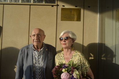 El club va inaugurar una placa recordant els 25 anys en el càrrec.