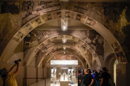 Las pinturas murales del Monasterio de Sijena expuestas en el Museu Nacional d'Art de Catalunya(MNAC)