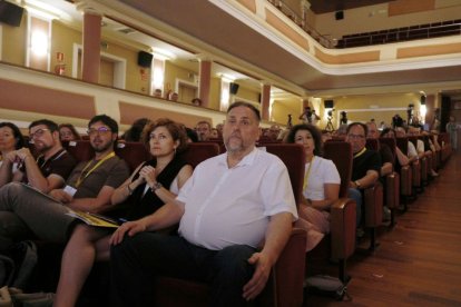 Junqueras junto a Elisenda Alamany durante el Consell de ERC celebrado en Bellpuig. - ACN