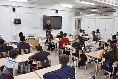 La formació i el suport a la llar per aprofitar-la resulta clau per accedir a oportunitats.