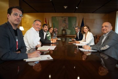Imatge de la reunió celebrada ahir entre Sumar i el PSOE per analitzar la situació de la coalició. - EDUARDO PARRA / EUROPA PRESS