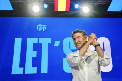 El líder dels populars, Alberto Núñez Feijóo, després de ser reelegit. - PARTIT POPULAR