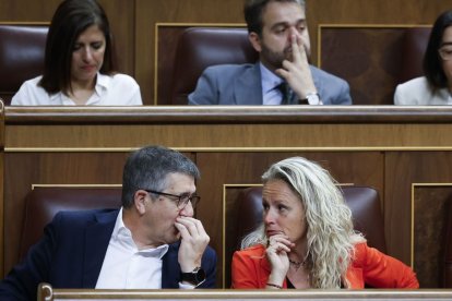 La nueva portavoz del PSOE, Montse Mínguez, en el Congreso. - EFE