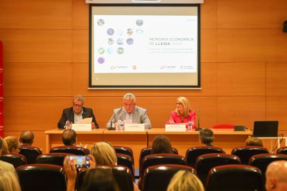 Presentación de la Memoria Económica de Lleida en la Cambra de Comerç..