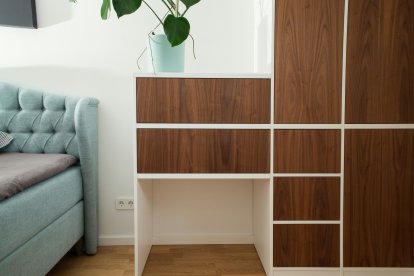 Un moble amb components de melamina.