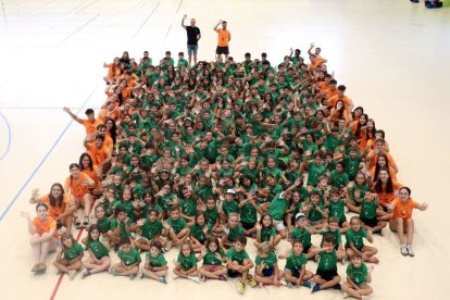 Imatge dels joves participants en aquest torn de les estades. - AJUNTAMENT ALPICAT