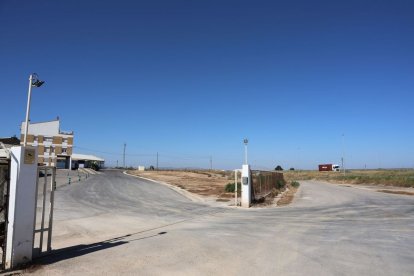 Las instalaciones de la empresa Fertiagro, en Soses. - AMADO FORROLLA