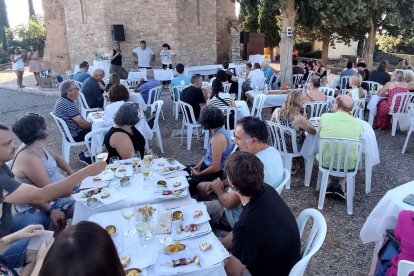 La primera sesión del ‘Tasta l’estiu’, en el parque de Sant Eloi. - AJUNTAMENT DE TÀRREGA