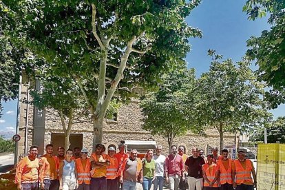 Los operarios que han sido contratados en este plan de empleo local de Balaguer. - PAERIA BALAGUER