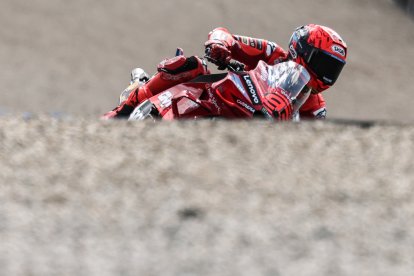Marc Márquez (Ducati Desmosedici GP25) en el Gran Premio de la República Checa de MotoGP. EFE/EPA/FILIP SINGER