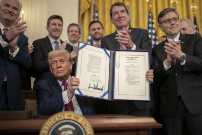 Trump conmemora seis meses de su segundo mandato al frente de un país “renacido”. - EUROPA PRESS / CONTACTO / DANIEL TOROK / WHITE HOUSE