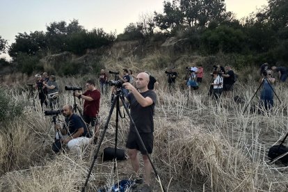 Preparatius per a l’observació del cel durant la setmana a Tiurana. - A.T.