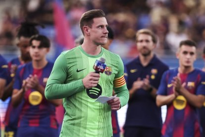 Fermín celebra un dels seus dos gols al Gamper, amb Lamine Yamal, autor d’un altre doblet, al seu costat. - EUROPA PRESS