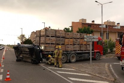 La col·lisió entre un turisme i un camió a Tornabous