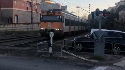 Cau una barrera del tren a Tàrrega