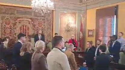 El ple de la Paeria fa un minut de silenci per la dona assassinada a la ciutat