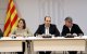 El conseller de la Presidència, Albert Dalmau, la consellera de Territori i portaveu del Govern, Sílvia Paneque, i el secretari d'Estat de Transports, José Antonio Santano, en la reunió de seguiment sobre Rodalies d'aquest diumenge a la tarda.