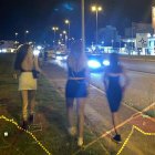 Joves caminant per l’LL-11