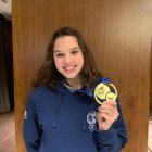 Emma Carrasco, amb la medalla d’or dels 200 braça.