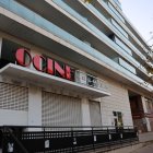 El nou cartell d'Ocine on hi havia els antics cines Lauren, a Lleida.