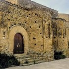 Talteüll és un petit poble de la Segarra situat en un turó vora la Vall del Llobregós.