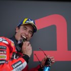 Marc Márquez celebra el seu excel·lent inici en el Mundial. - EFE