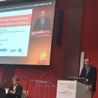 L'investigador José Luis Morales al Congrés Europeu d'Insuficiència Cardíaca.