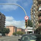 Un cartell en un semàfor. - AJUNTAMENT DE LLEIDA
