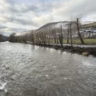 La Pallaresa baixa crescuda al seu pas per Rialb per la pluja i el desglaç. - EDGAR ALDANA