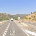 Vista de la C-26 on es va produir l’accident divendres a la nit a Artesa de Segre. - GOOGLE MAPS