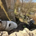 Un camioner salva la vida després de caure d’un pont al riu a Talarn - MARTA LLUVICH (ACN)