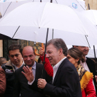 El president colombià, Juan Manuel Santos, quan anava a votar aquest diumenge a Bogotà.