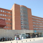 Façana de l’hospital Arnau de Vilanova de Lleida.