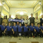 L’equip infantil, que diumenge va conquerir l’Europeu sub-17, va ser rebut ahir a la Paeria.