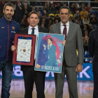 Xavi Pascual fue homenajeado en su regreso al Palau Blaugrana.