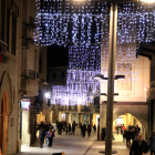 Tàrrega obre la il·luminació nadalenca, repartida en vuit carrers i places