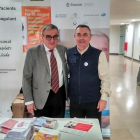 El alcalde, Àngel Ros, con José Luis Calvo, ayer en el Arnau. 